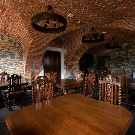 Palac Lubiechowa-jelenia Gora- Riesengebirge Bed & Breakfast Lubiechowa