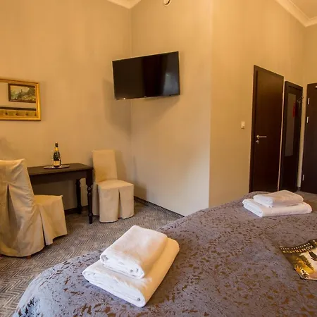 Pałac Lubiechowa-jelenia Góra- Riesengebirge