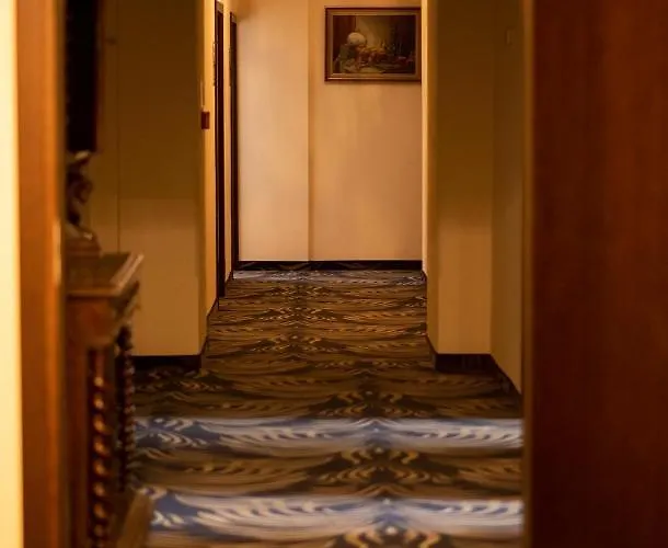 Palac Lubiechowa-jelenia Gora- Riesengebirge Frühstückspension 3*