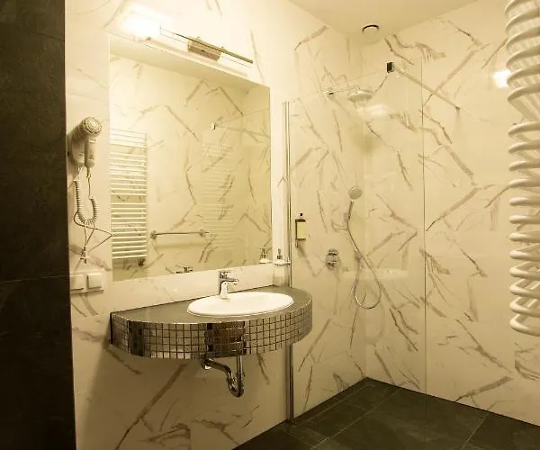 Palac Lubiechowa-jelenia Gora- Riesengebirge 3* Lubiechowa