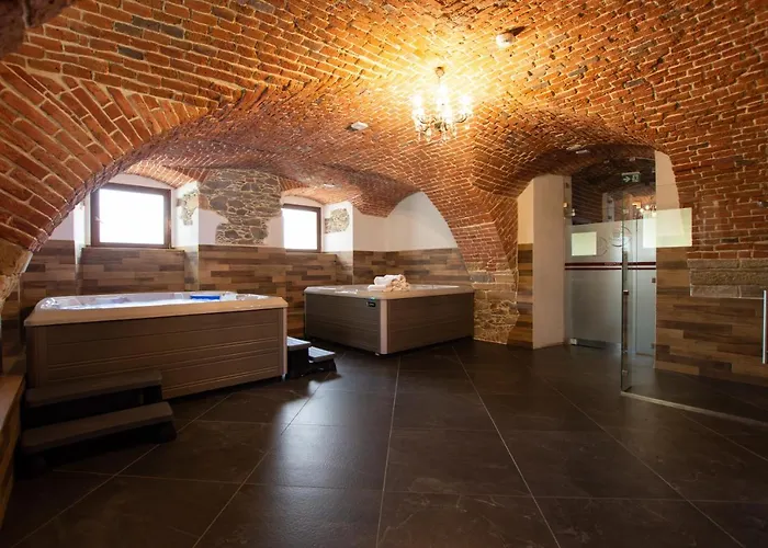 Palac Lubiechowa-jelenia Gora- Riesengebirge Frühstückspension Lubiechowa